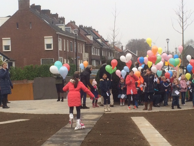 Ballonwedstrijd Van der Capellenlaan